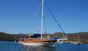 SMALL GULET – 14 METER LUXURY WOODEN GULET FOR SALE
