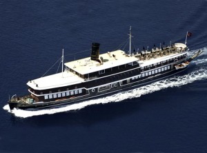 Halas Motor Yacht