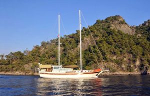 Luxury gulet Ece Arina charter in Gocek sailing on turquoise waters
24 meters private wooden yacht Ece Arina cruising in Gocek bays