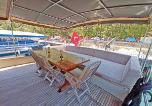 Why Choose Sweet Life for Your Luxury Gulet Charter?