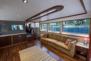 Ruzanna Luxury Motor Yacht – Charter & Exclusive Experience