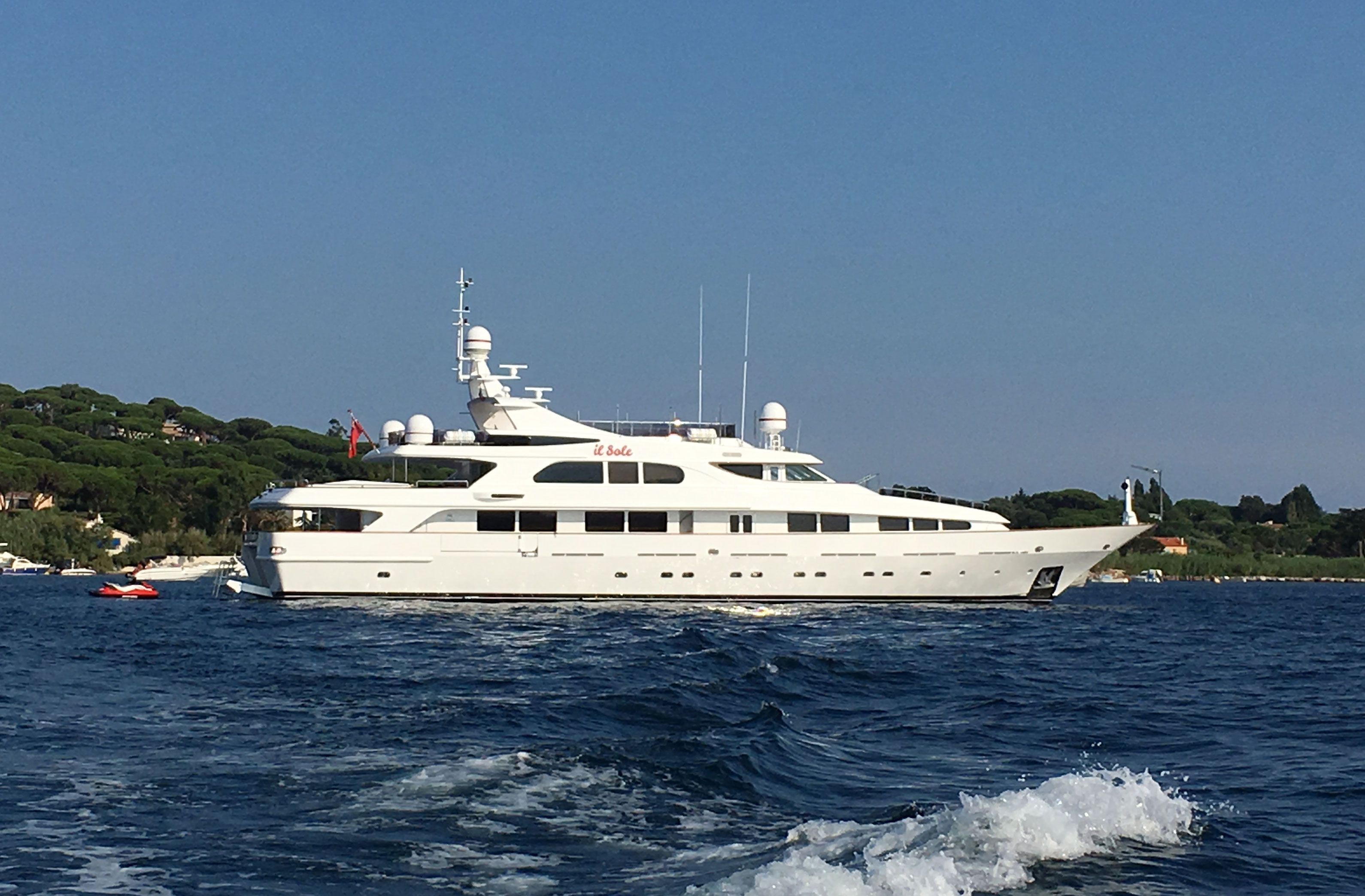Il Sole for charter