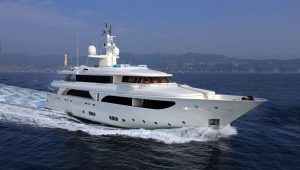 Luxury Motor Yacht Rubeccan