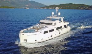 Serenitas Motor Yacht charter