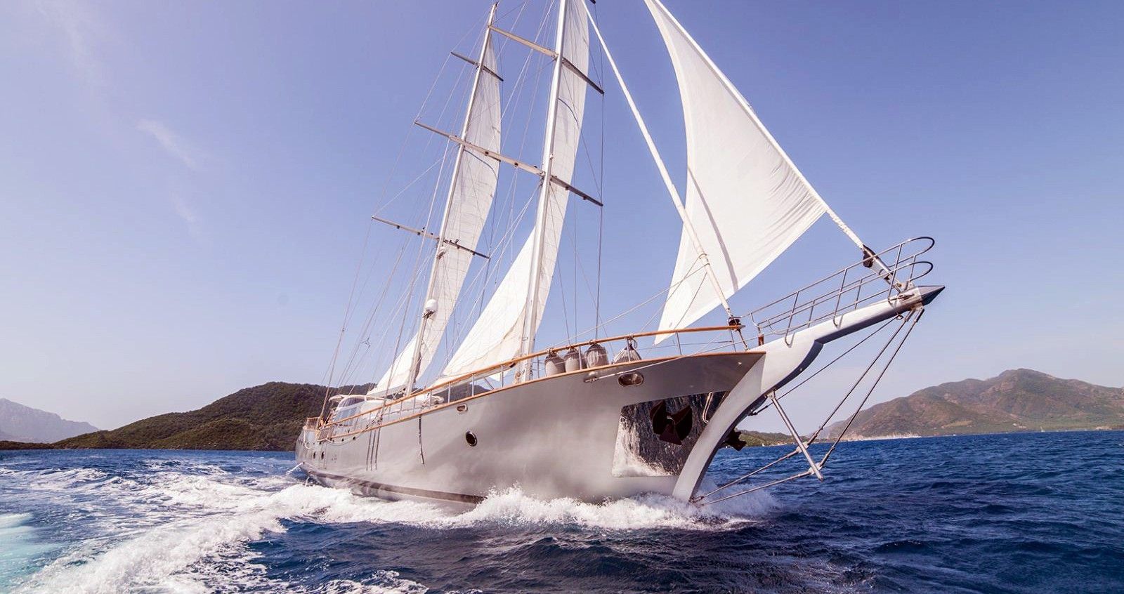 luxury gulet charter