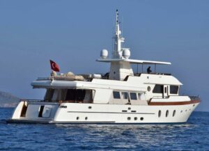 Motor Yacht Charter Croatia