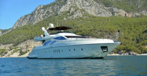 Obsidian Motor Yacht charter