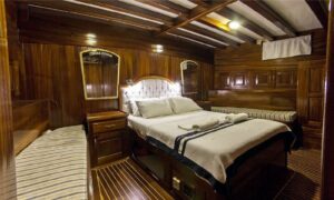Comfortable and elegant guest cabin aboard Cemre Junior luxury gulet