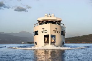 Neo Motor Yacht Luxury in Charter