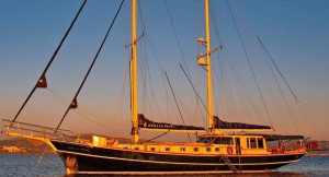 Aegean Pearl 26m luxury gulet cruising near Bodrum coastline