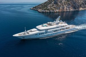 LADY VERA MOTOR YACHT CHARTER – EXPERIENCE ULTRA LUXURY AT SEA