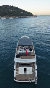 Gökbörü Motor Yacht private blue cruise in Antalya Turkey