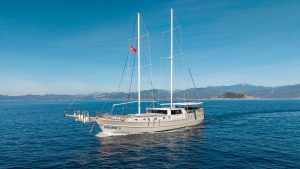HOLIDAY 5 LUXURY GULET CHARTER IN FETHIYE