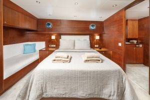 Lucky You gulet elegant 5-cabin guest accommodation