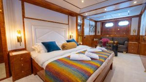 Elegantly designed guest cabin with private en-suite bathroom on yacht D MARE