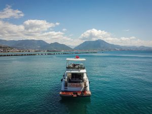 17.50m luxury motor yacht Khaleesi cruising along the Turkish Riviera