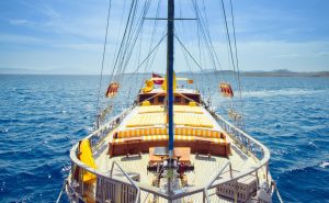 Premium traditional wooden yacht Fortuna cruising during a private blue cruise holiday