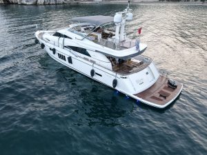 Squadron Fairline
