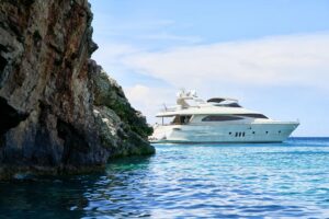 Yacht MIRAVAL 1 Yacht MIRAVAL