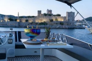 Exclusive Motor Yacht Moonlight