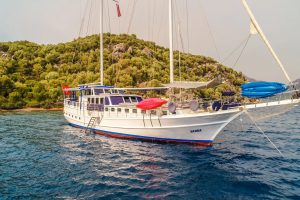SANDA LUXURY GULET CHARTER
