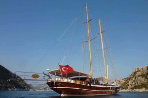 LUXURY GULET FOR SALE – 28.50 METERS CLASSIC BODRUM YACHT