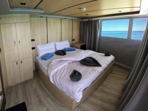 IRON YACHT – 40M CUSTOM-BUILT MEGA YACHT FOR SALE