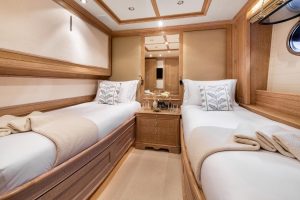 Luxury Motor Yacht Soho