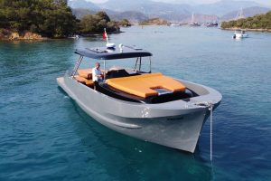 Göcek luxury motor yacht charter Bumblebee exterior view and modern hull design