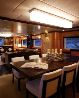 Motoryacht_serenity (8)