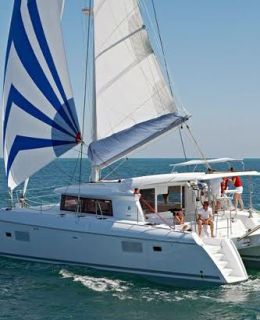 Lagoon 421 Catamaran (13)