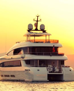 Motor Yacht Quaranta