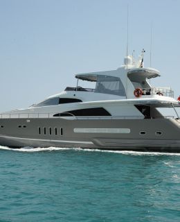 istanbul-built-epoxy-laminated-motoryacht-1