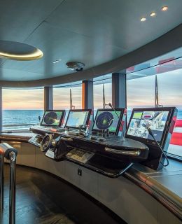 50m Displacement Motor Yacht (64)