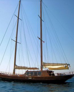 Steel Hull Ketch Rigged (1)