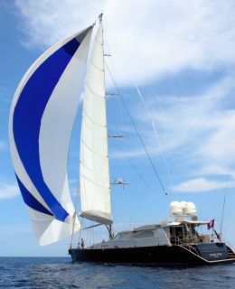 Luxury-Sailing-Yacht-for-Sale (2)