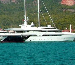 Megayacht Service And Bunkering