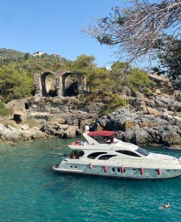 Cleopatra motoryacht (2)