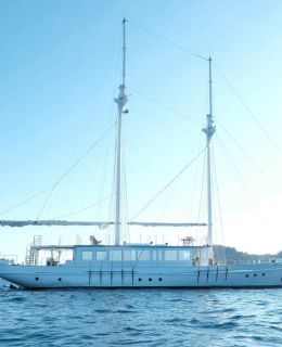 classic-sailing-yacht (1)