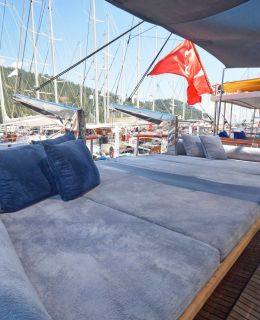 Capricorn 1 for charter (53)