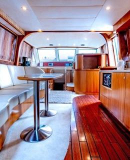 Yuraya Motor Yacht (1)