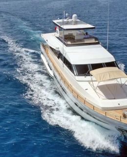 Vega Motor Yacht (1)