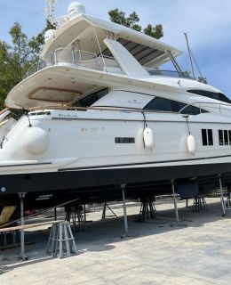 Fairline Squadron 78 (02)