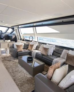 2021 Pershing 9X (427)