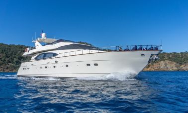 Stoli Azimut 85 Motor Yacht