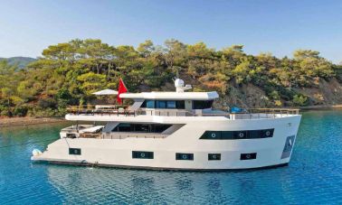 Naviga Motor Yacht