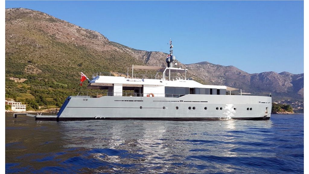 West System Motor Yacht (24)
