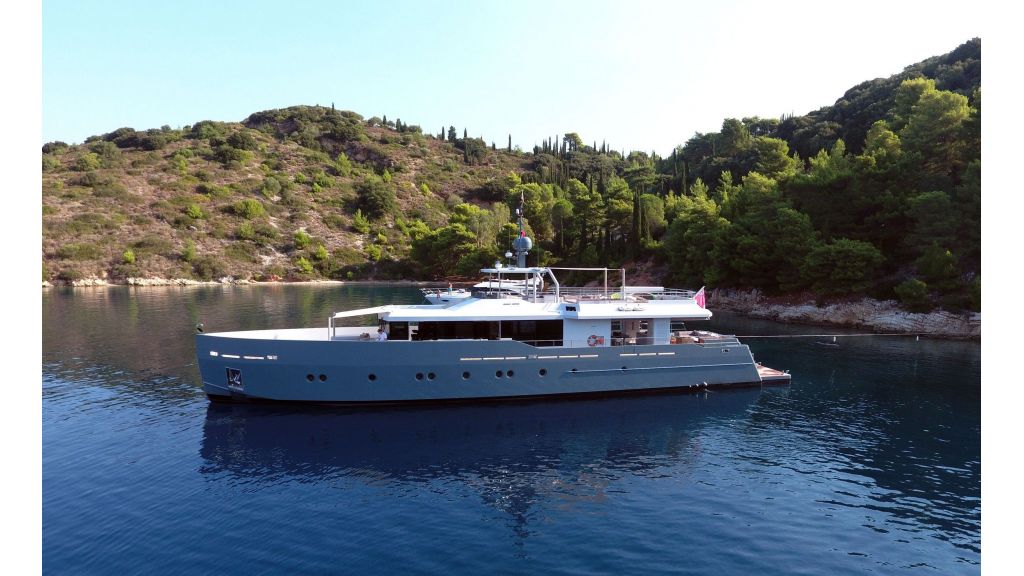 West System Motor Yacht (35)