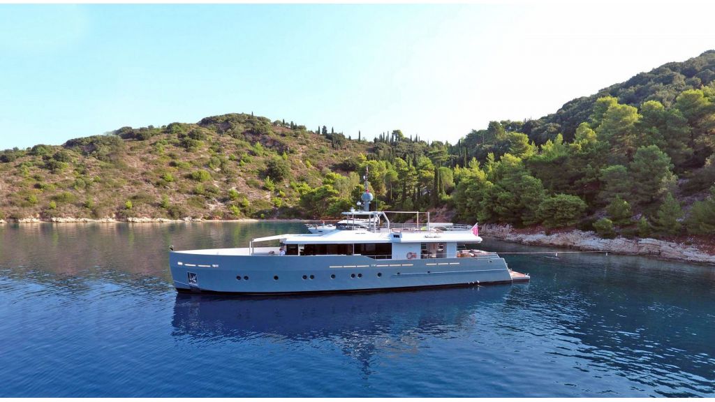 West System Motor Yacht (40)