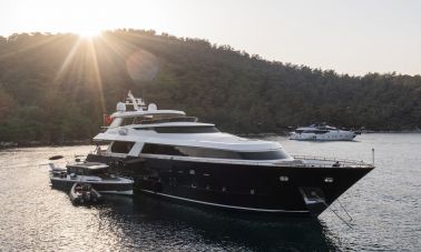 Go-motor-yacht-for-charter (2)-master-2